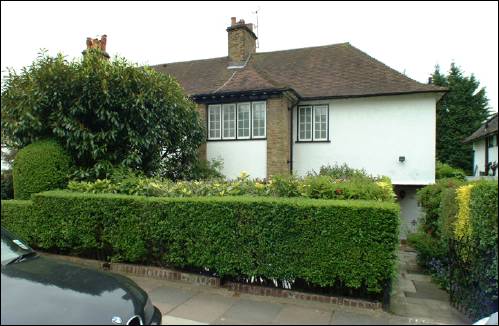 199 Hampstead Way